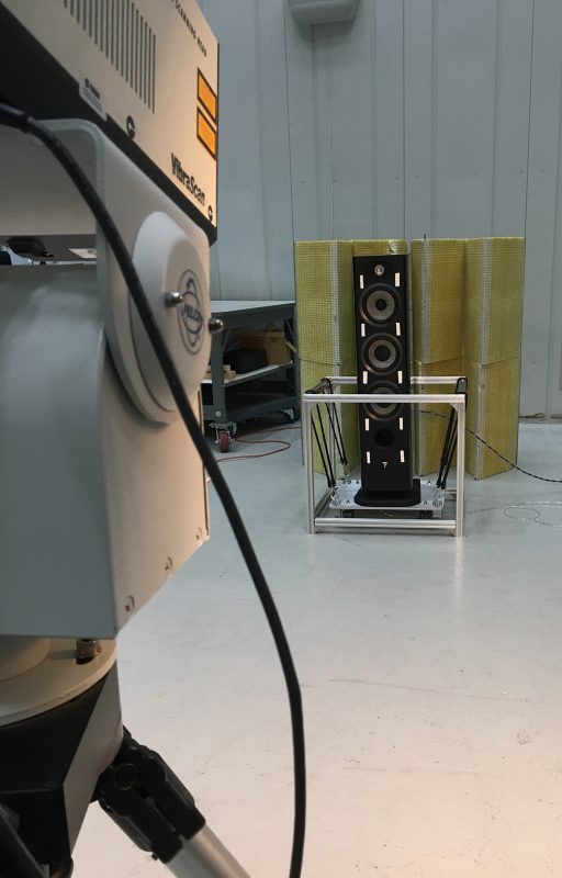 NRC 無響室でのレーザー振動計測テスト